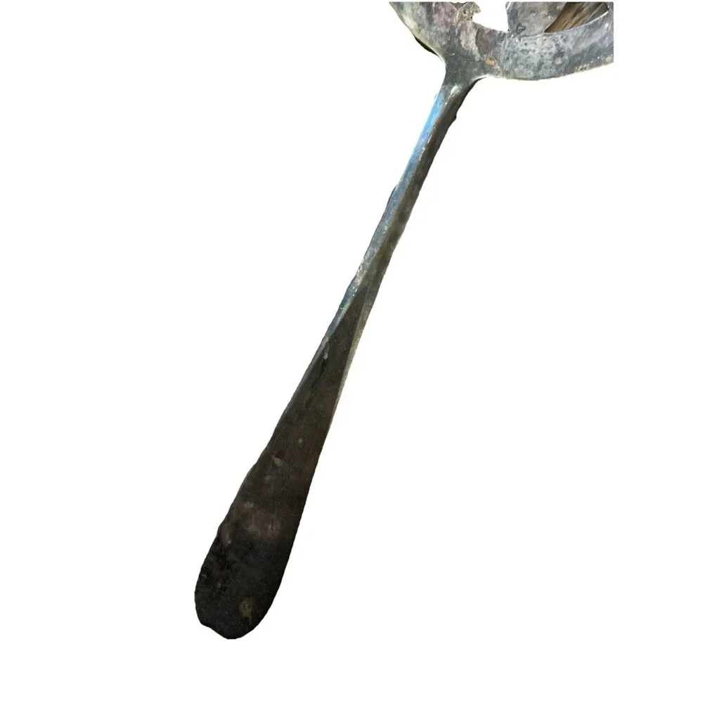 INTERNATIONAL SILVER Silverplate~Elegant Slotted 6